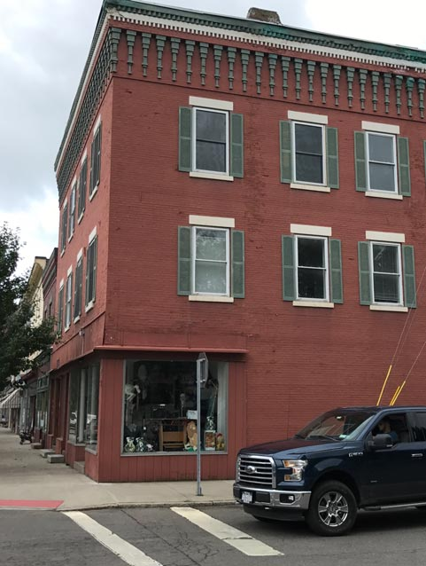 A visit to Perkins Block, Clyde, Wayne Co., July 2017