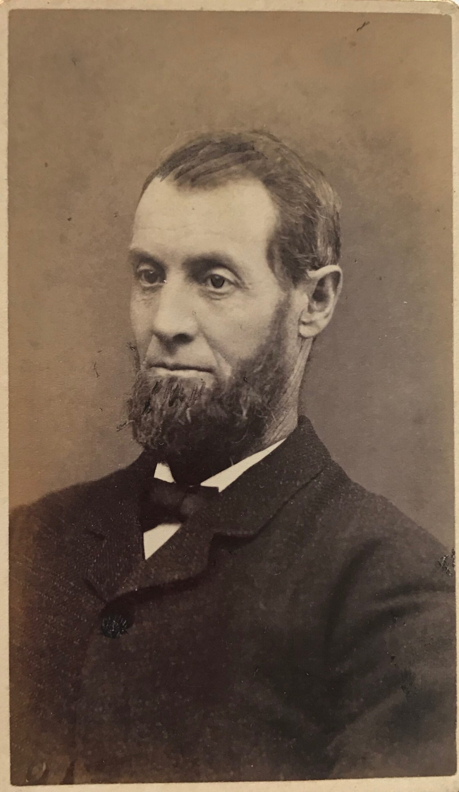 Lincoln look-alike, no name, no place